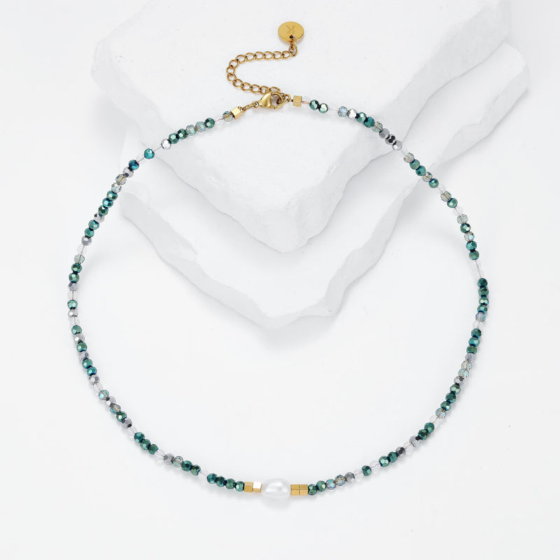 Elattra - Stone Necklace
