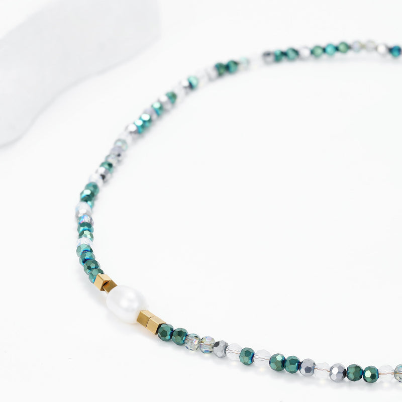 Elattra - Stone Necklace