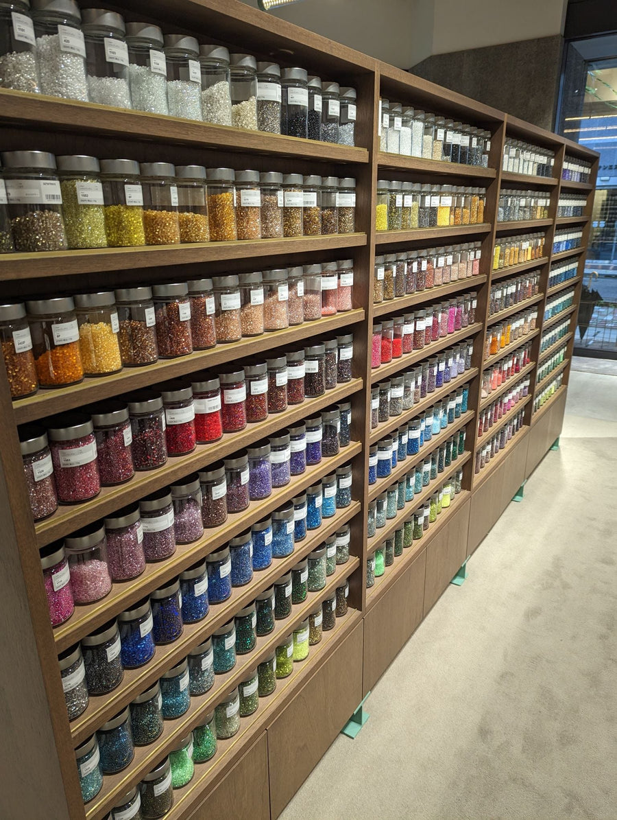 Selecting MIYUKI bead colors