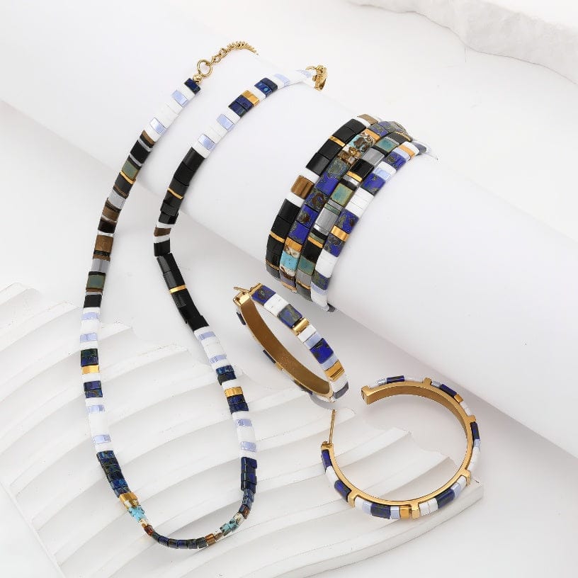 Coffret Cadeau Essential (boucles d'oreilles Tila, collier et parure Essential)