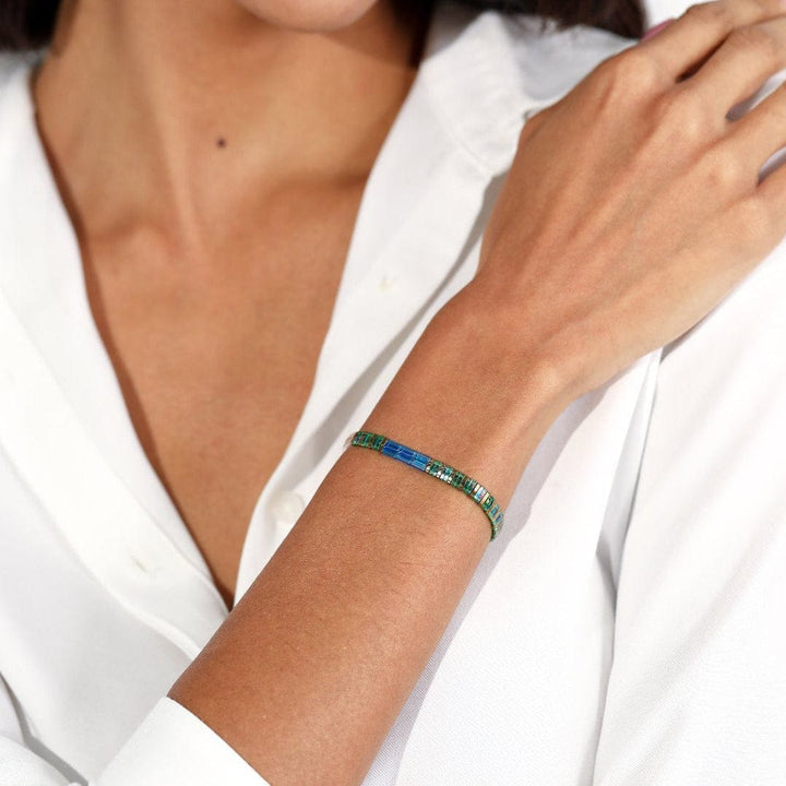 Mariette - Miyuki bead bracelet color and pattern detail